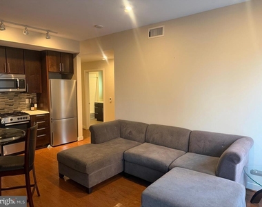 1320 Fenwick Lane - Photo Thumbnail 17
