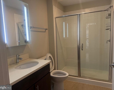 1320 Fenwick Lane - Photo Thumbnail 22