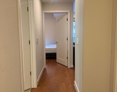 1320 Fenwick Lane - Photo Thumbnail 11