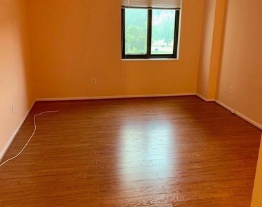 7401 Westlake Terrace - Photo Thumbnail 19