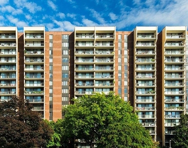 7401 Westlake Terrace - Photo Thumbnail 34