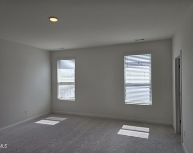 109 Ailey Brook Way - Photo Thumbnail 10