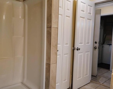17701 Kilmarnock Terrace - Photo Thumbnail 8