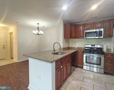 17701 Kilmarnock Terrace - Photo Thumbnail 14