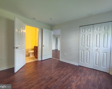 17701 Kilmarnock Terrace - Photo Thumbnail 25
