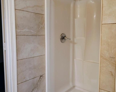 17701 Kilmarnock Terrace - Photo Thumbnail 9