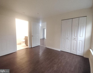 17701 Kilmarnock Terrace - Photo Thumbnail 5