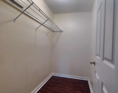 17701 Kilmarnock Terrace - Photo Thumbnail 4