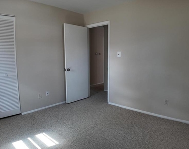 4419 Renn Street - Photo Thumbnail 19