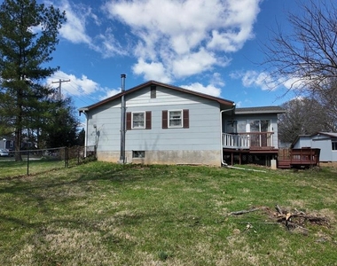 4419 Renn Street - Photo Thumbnail 2
