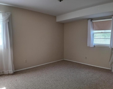 4419 Renn Street - Photo Thumbnail 16