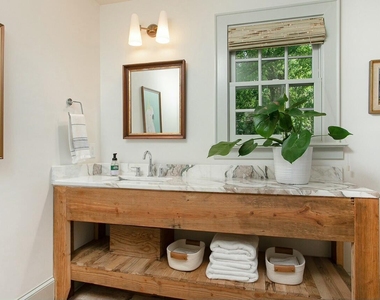 821 N Buchanan Boulevard - Photo Thumbnail 18