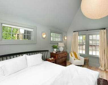 821 N Buchanan Boulevard - Photo Thumbnail 20