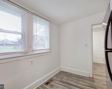 27 E Bel Air Avenue - Photo Thumbnail 16