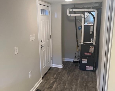 5032 E Capitol Street Ne - Photo Thumbnail 27