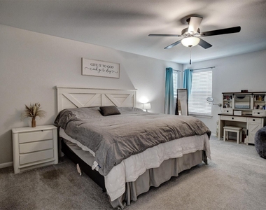 205 Driftwood Ln - Photo Thumbnail 24