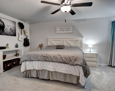 205 Driftwood Ln - Photo Thumbnail 23