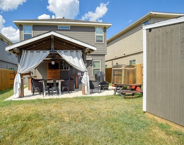 205 Driftwood Ln - Photo Thumbnail 20