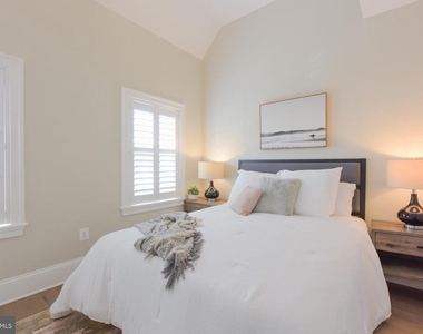 3921 Fulton Street Nw - Photo Thumbnail 21