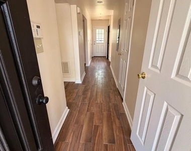 431 61st Street Ne - Photo Thumbnail 9