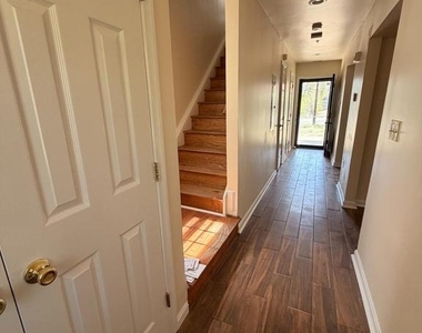 431 61st Street Ne - Photo Thumbnail 8