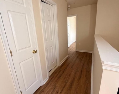 431 61st Street Ne - Photo Thumbnail 11