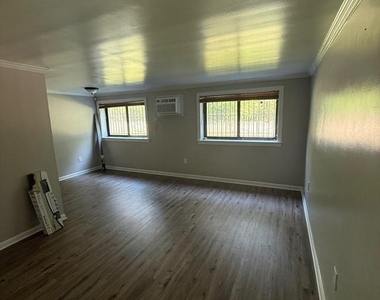3105 Naylor Road Se - Photo Thumbnail 10