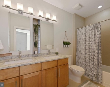 5201 Wisconsin Avenue Nw - Photo Thumbnail 7