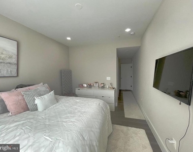 1028 Bladensburg Road Ne - Photo Thumbnail 16