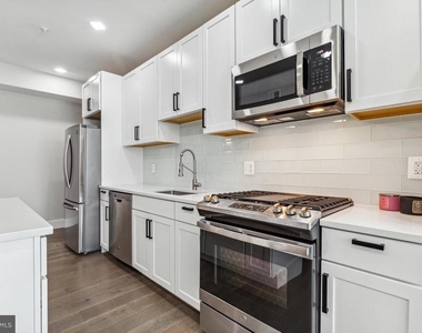 1028 Bladensburg Road Ne - Photo Thumbnail 10