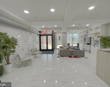 1028 Bladensburg Road Ne - Photo Thumbnail 2
