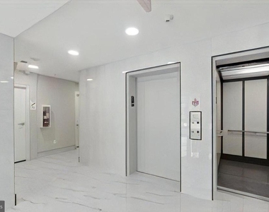 1028 Bladensburg Road Ne - Photo Thumbnail 3