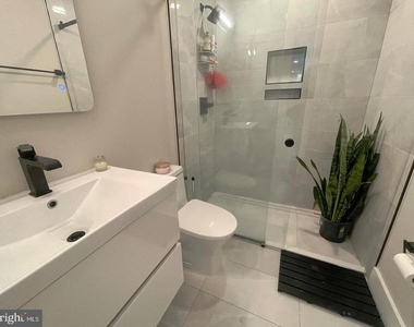 1028 Bladensburg Road Ne - Photo Thumbnail 22