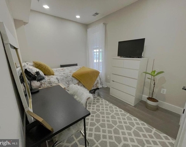 1028 Bladensburg Road Ne - Photo Thumbnail 19