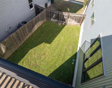 6021 Seville Dr - Photo Thumbnail 29