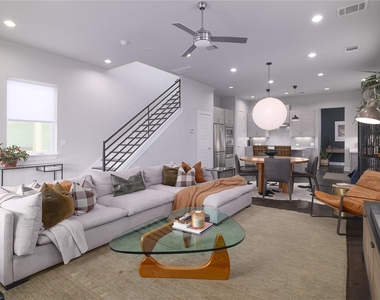 6021 Seville Dr - Photo Thumbnail 6