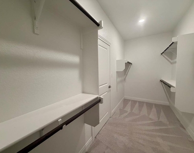 125 Slenderleaf Dr - Photo Thumbnail 13