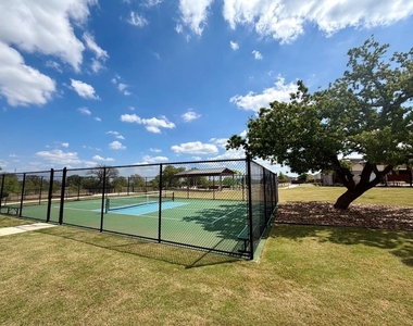 125 Slenderleaf Dr - Photo Thumbnail 28