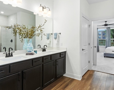 125 Slenderleaf Dr - Photo Thumbnail 15