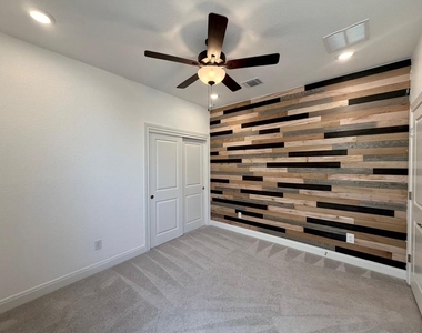 125 Slenderleaf Dr - Photo Thumbnail 20