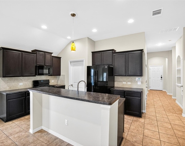 15102 Walcott Dr - Photo Thumbnail 8