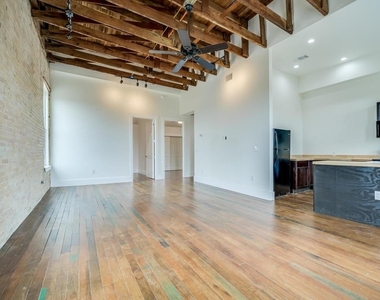 110 S Main St - Photo Thumbnail 6