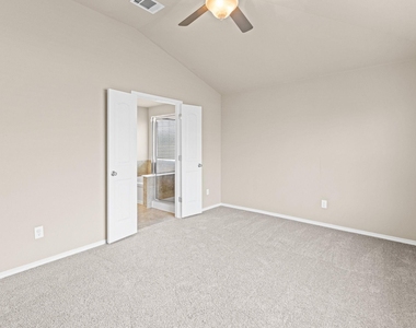 19308 Stokes Ln - Photo Thumbnail 8