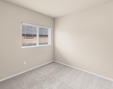 19308 Stokes Ln - Photo Thumbnail 16