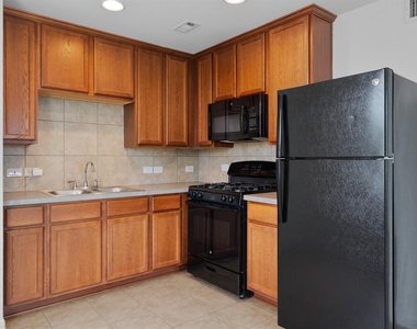 1629 Arbor Knot Dr - Photo Thumbnail 6