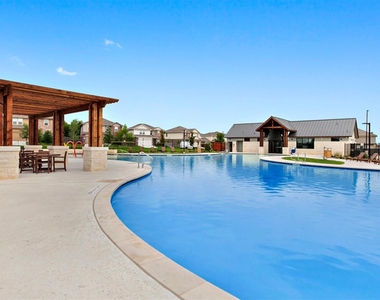 3103 Crystal Bend Dr - Photo Thumbnail 30