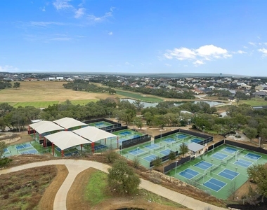 305 Bolivar Way - Photo Thumbnail 33