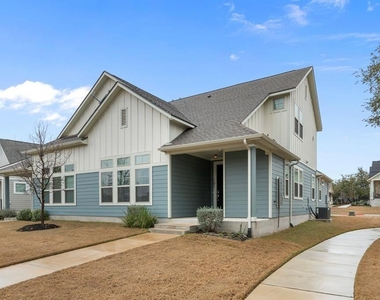 305 Bolivar Way - Photo Thumbnail 1