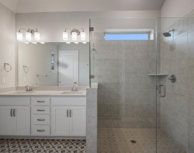 305 Bolivar Way - Photo Thumbnail 19