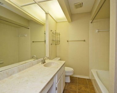 8200 Neely Dr - Photo Thumbnail 10